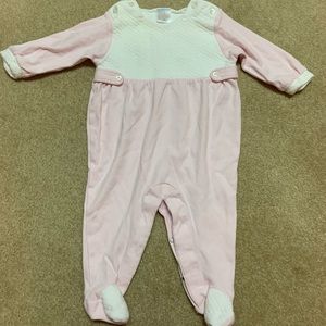 Paty 6-9 months. So soft!